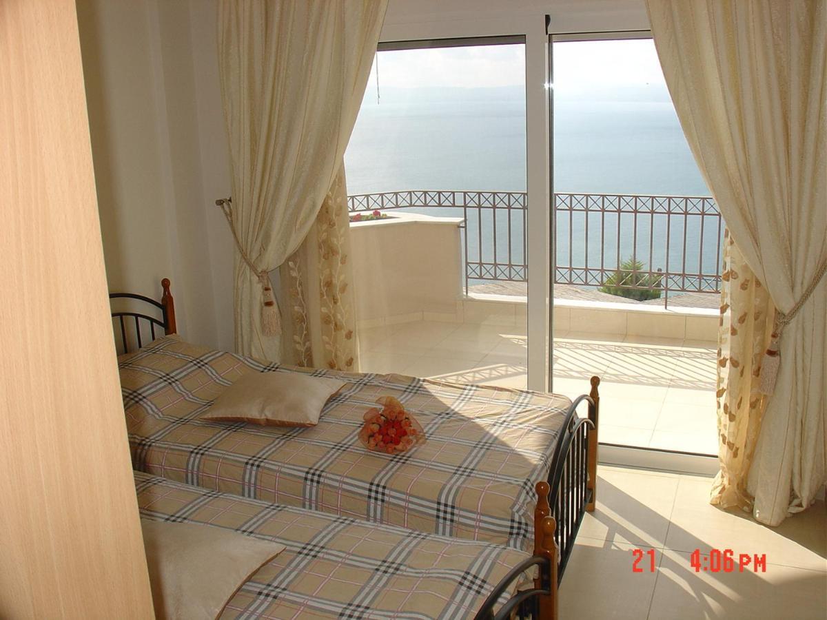 Verga First Floor Apartment Luaran gambar