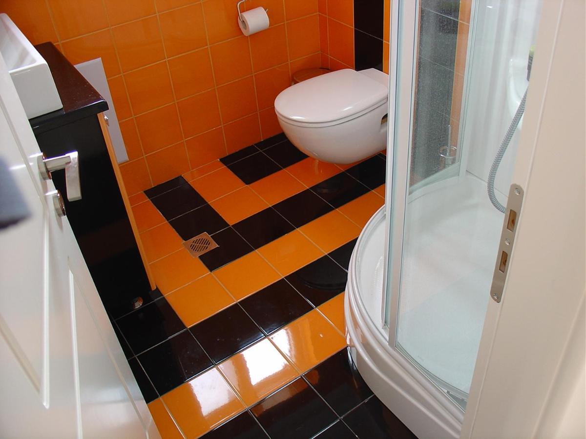 Verga First Floor Apartment Luaran gambar